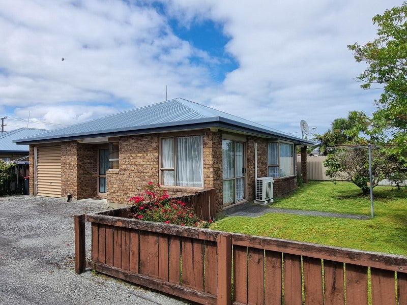 60D Shakespeare Street, Greymouth, Greymouth - Carousel 1