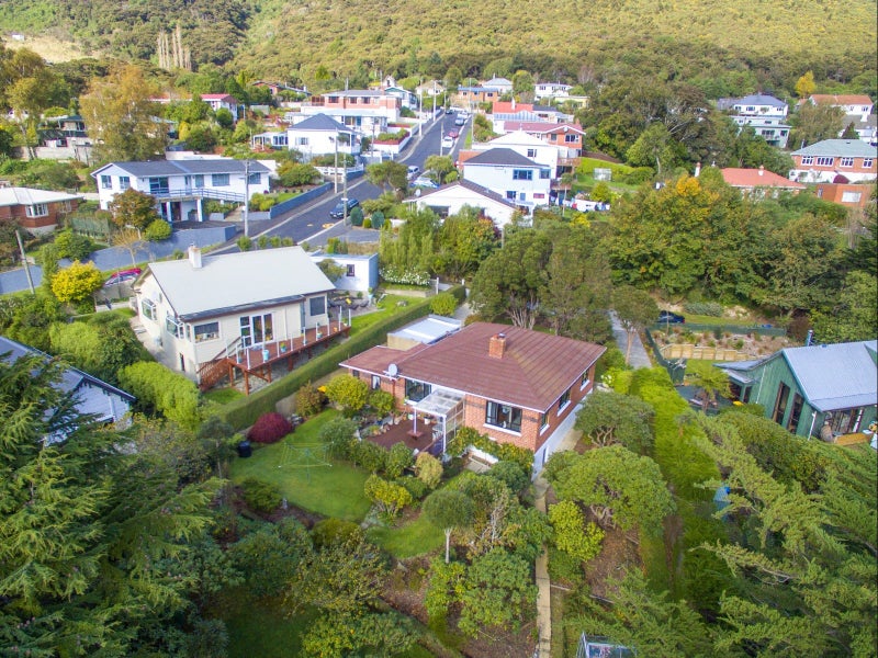 2 Trafalgar Street, Normanby, Dunedin - Carousel 1