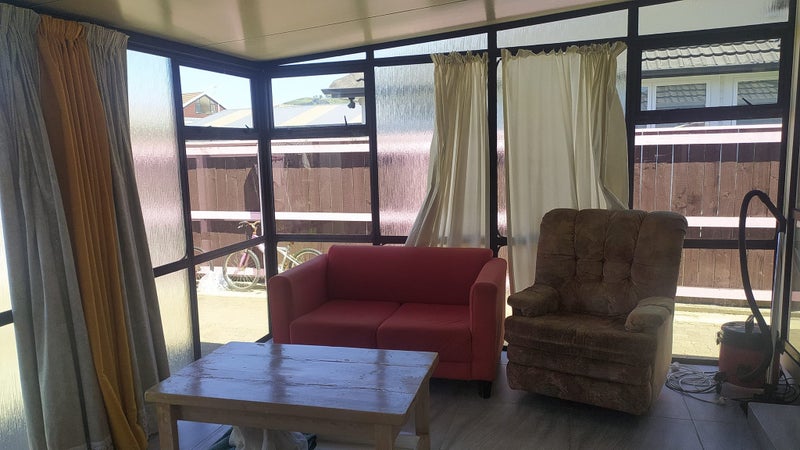 16 Holyoake Crescent, Avalon, Lower Hutt - Carousel 16