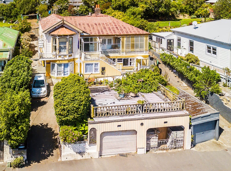 129 Clyde Street, Island Bay, Wellington - Carousel 1