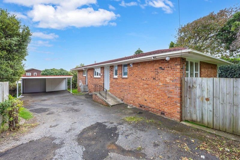 9A Dornwell Road, Mount Roskill, Auckland - Carousel 1