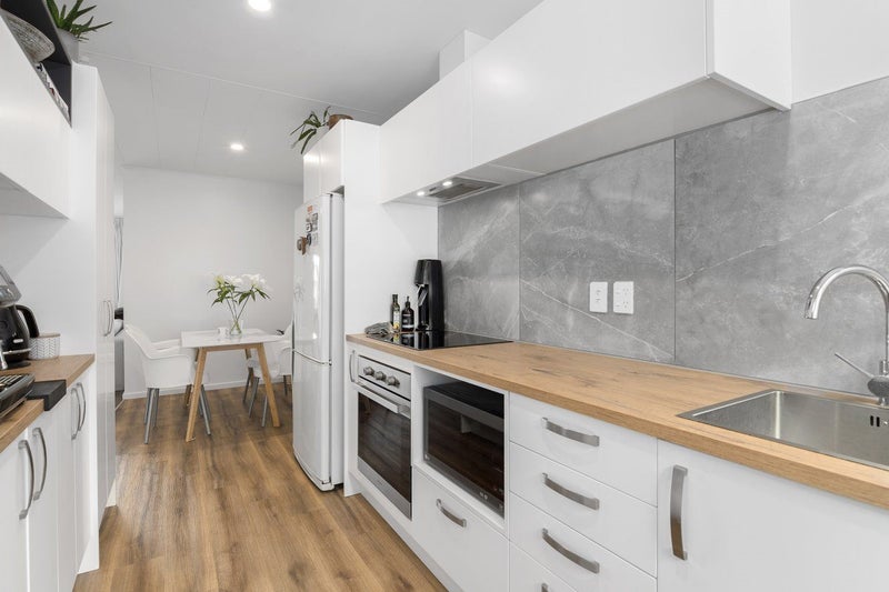 2/10 Galway Street, Stoke, Nelson - Carousel 1