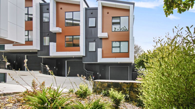 2/36 Seccombes Road, Epsom, Auckland - Carousel 1