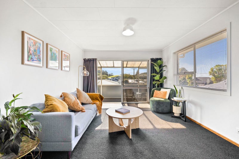 79A Barrett Street, Westown, New Plymouth - Carousel 2