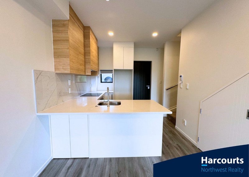 134C Tiriwa Drive, Massey, Auckland - Carousel 2