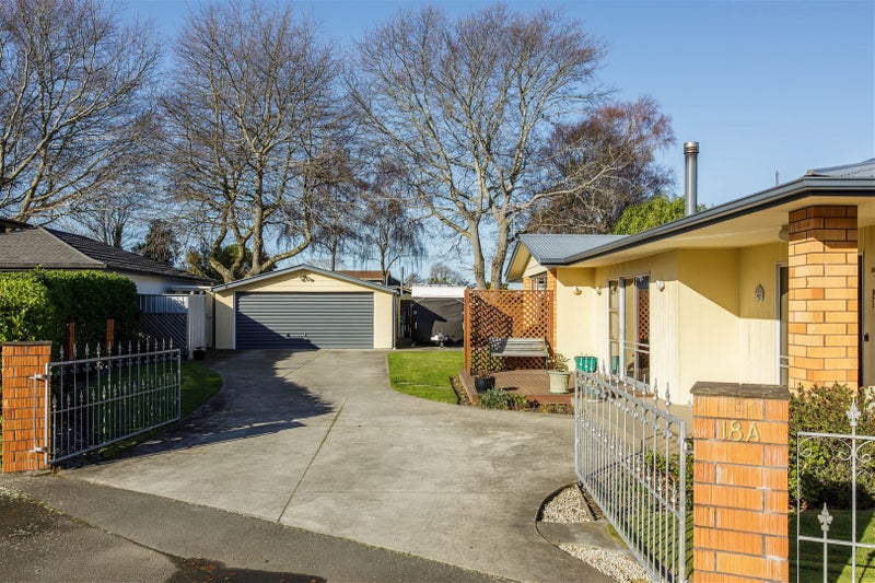 18A Cintra Place, Casebrook, Christchurch - Carousel 2