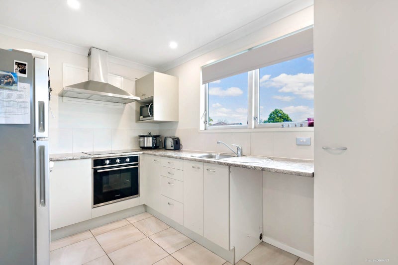 1/20 Cambourne Road, Papatoetoe, Auckland - Carousel 2