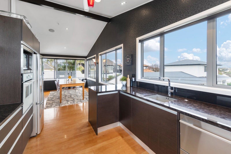 10 Piccadilly Place, Kohimarama, Auckland - Carousel 12