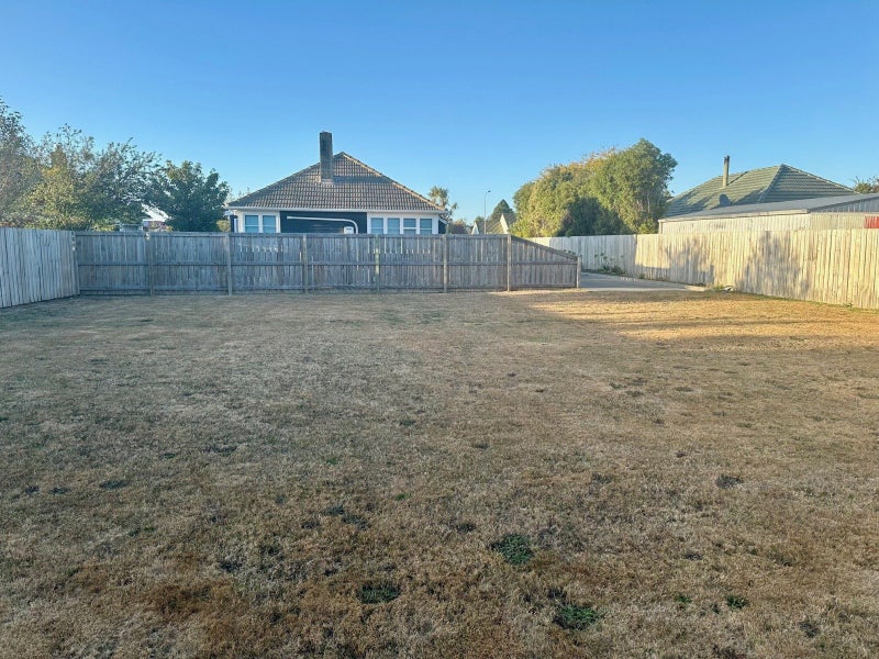 5A Beach Road, Plimmerton, Porirua - Carousel 2