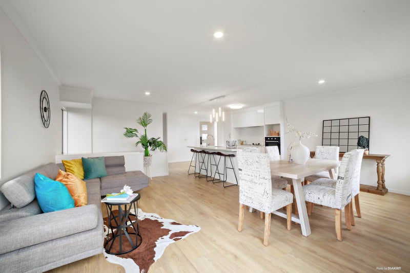 9 Bayview Road, Bayview, Auckland - Carousel 1