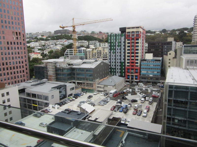 15B/9 Chews LANE, Wellington Central, Wellington - Carousel 1