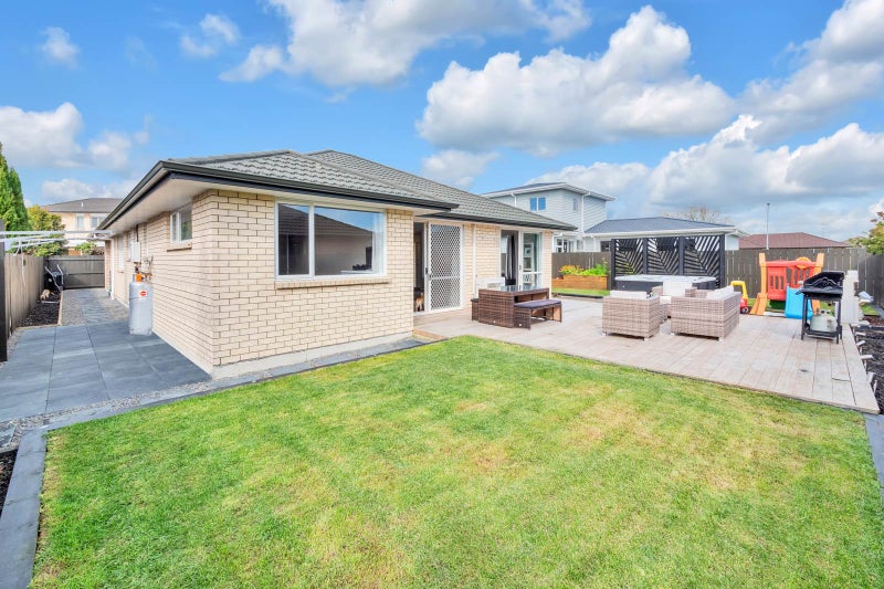 30 Chic Gardens, Parakai, Helensville - Carousel 2