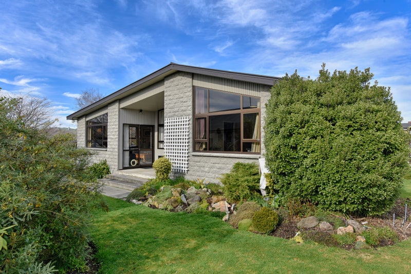 2 Robina Place, Gore, Gore - Carousel 1