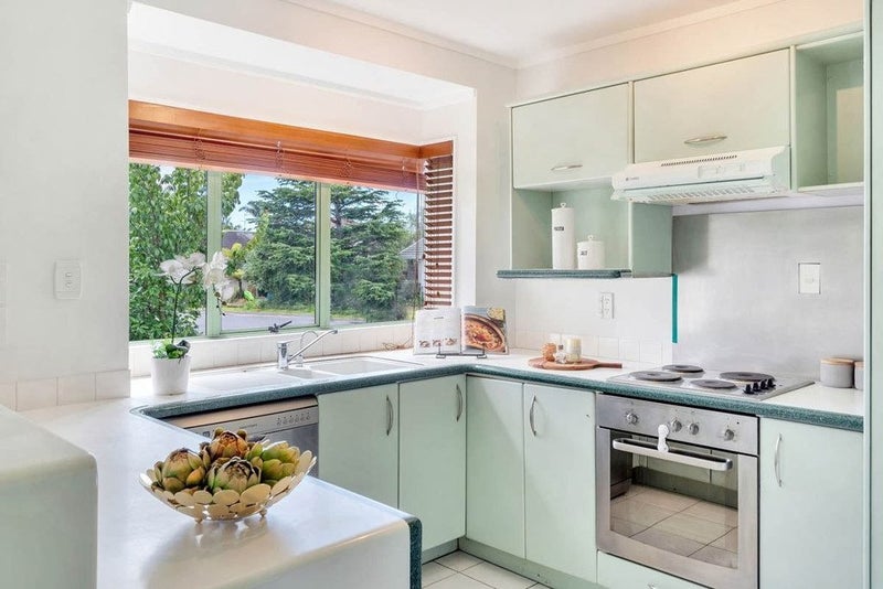 38 Harbour Lights Close, West Harbour, Auckland - Carousel 2