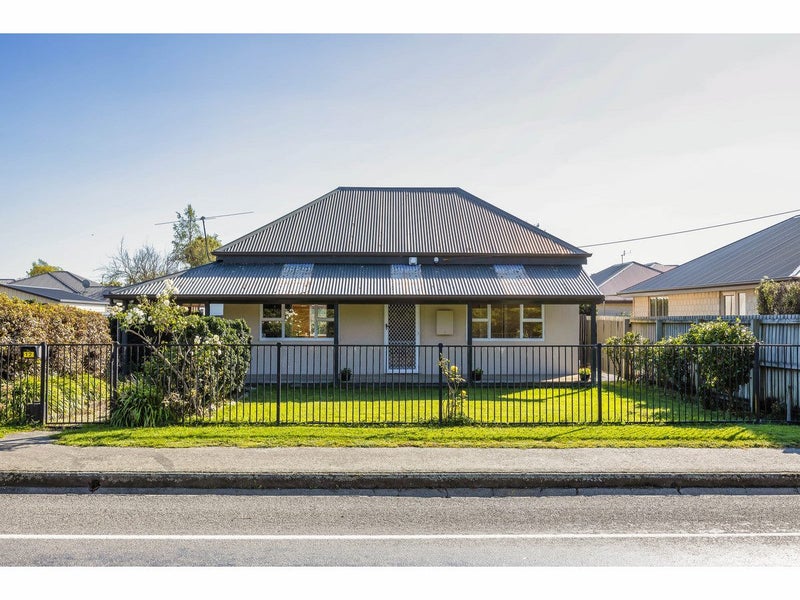 12 Railway Terrace, Templeton, Christchurch - Carousel 1