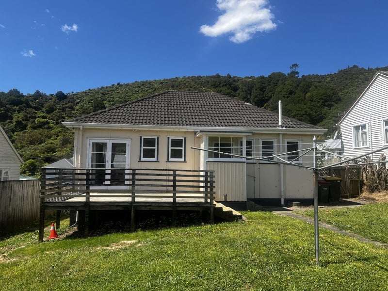 38 Wilkie Crescent, Naenae, Lower Hutt - Carousel 17