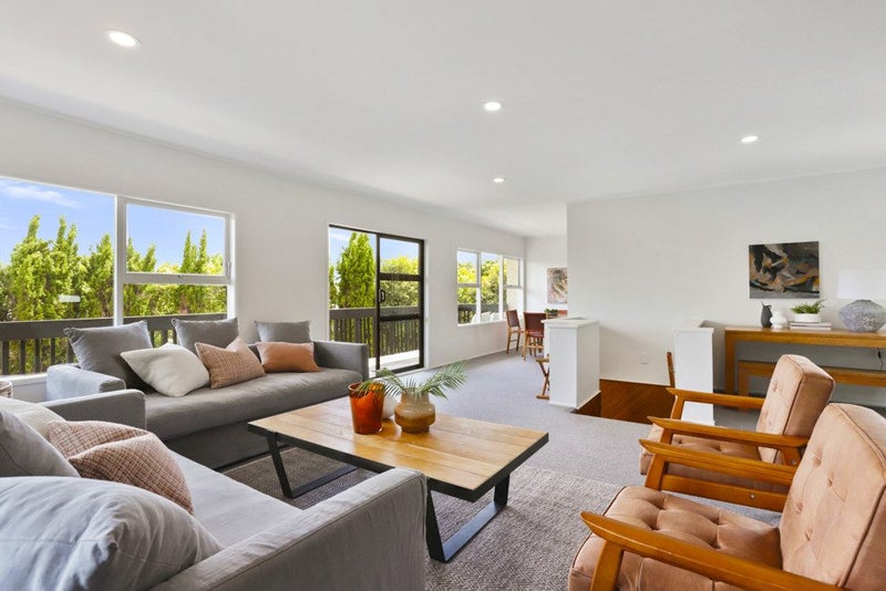 41A Wallace Road, Mangere Bridge, Auckland - Carousel 1