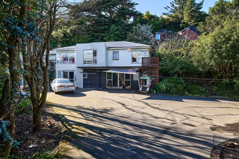 1 Sheridan Terrace, Johnsonville, Wellington - Carousel 1