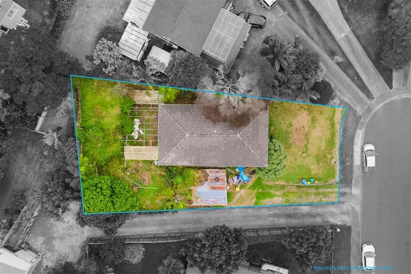 24 Zingaro Place, Massey, Auckland - Carousel 1