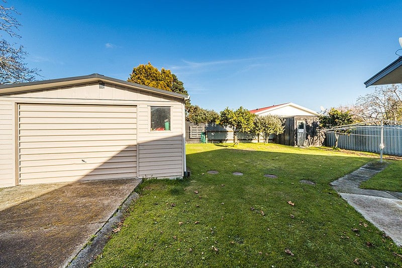 43 Havelock Avenue, Westbrook, Palmerston North - Carousel 16