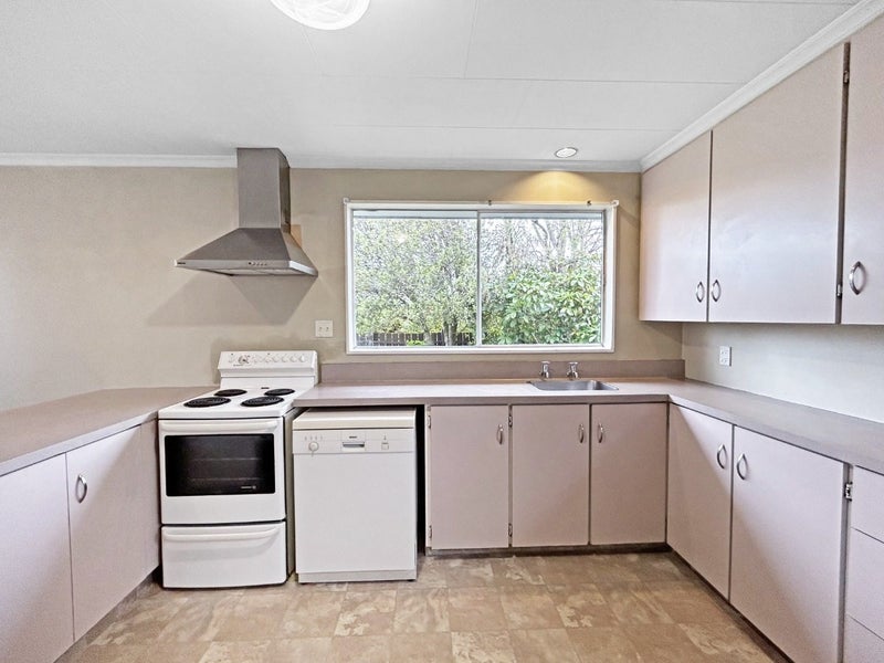 60 O'Byrne Street, Waikiwi, Invercargill - Carousel 2