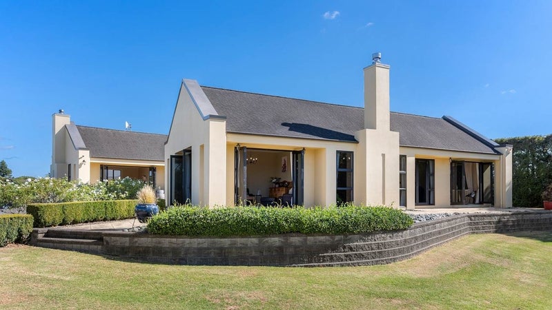 28 Dunsmuir Road, Waiuku - Carousel 1