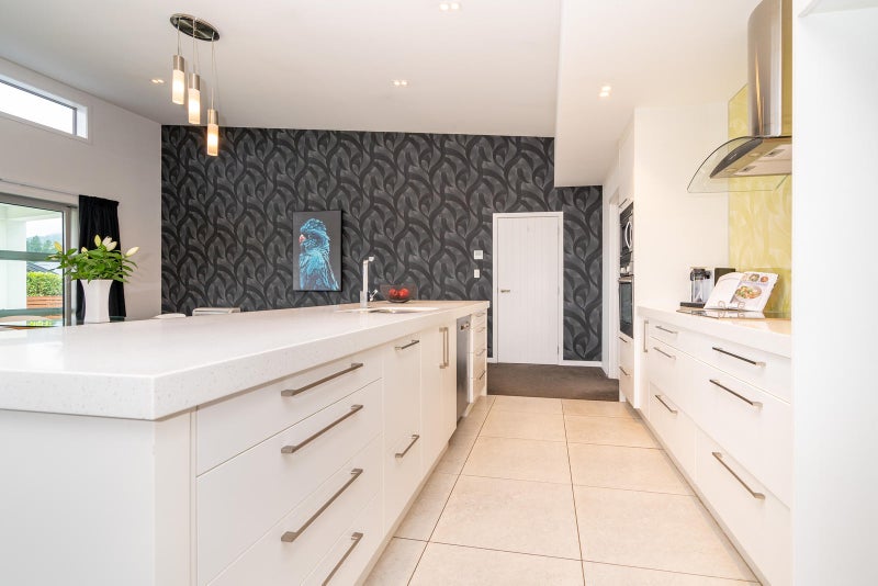 15 Reeves Street, Green Island, Dunedin - Carousel 20