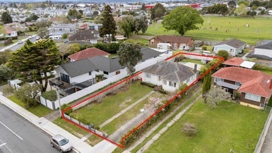 34 Fairdene Avenue, Henderson, Auckland - Carousel 1