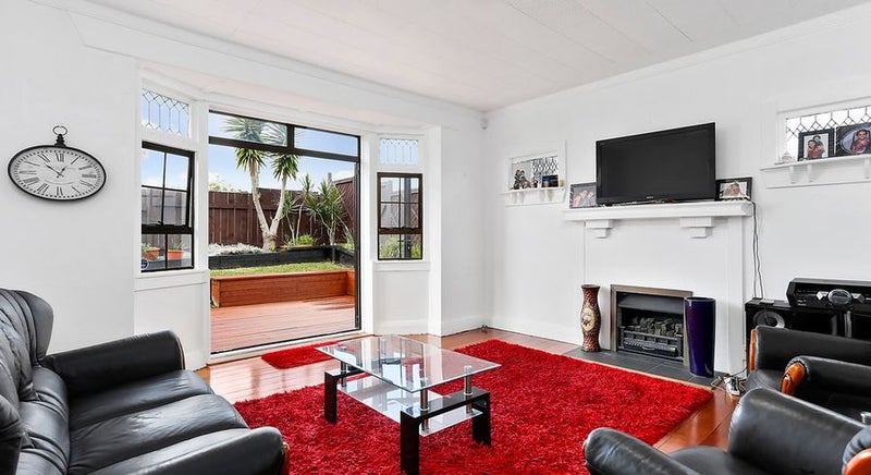 87 Atkin Avenue, Mission Bay, Auckland - Carousel 1