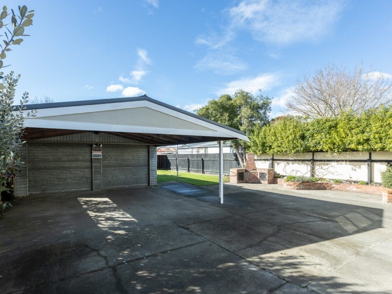 208 Mayfair Avenue, Mayfair, Hastings - Carousel 18