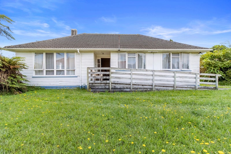 15 Hockin Place, Fairfield, Hamilton - Carousel 1