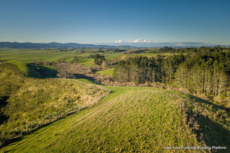 124 Kellyville Road, Mercer - Carousel 1