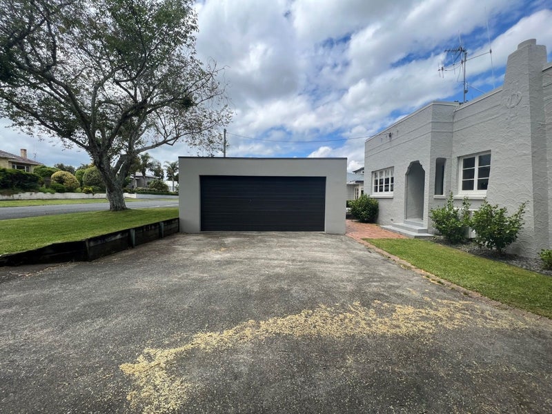 8 Cardrona Road, Beerescourt, Hamilton - Carousel 21