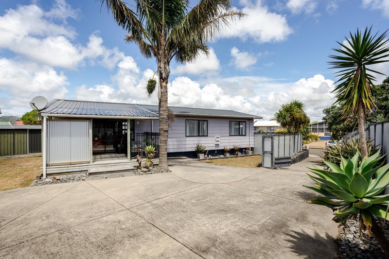 14 Alpha Avenue, Coastlands, Whakatane - Carousel 2