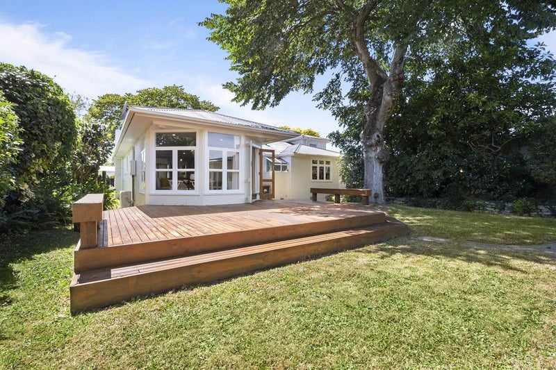 18 Kent Crescent, Awapuni, Palmerston North - Carousel 1