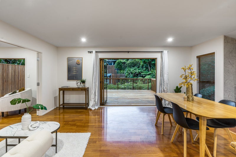 52 Braemar Road, Castor Bay, Auckland - Carousel 2