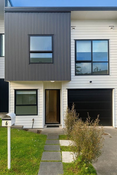 6 Paina Crescent, Massey, Auckland - Carousel 2