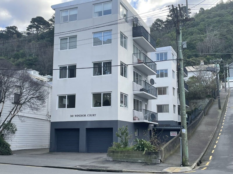 1/340 Tinakori Road, Thorndon, Wellington - Carousel 2
