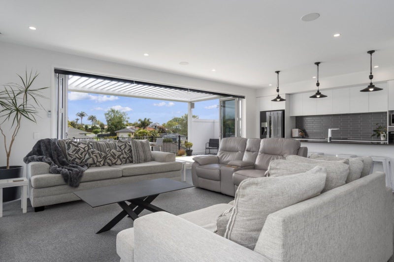 103 Castlewold Drive, Bethlehem, Tauranga - Carousel 2