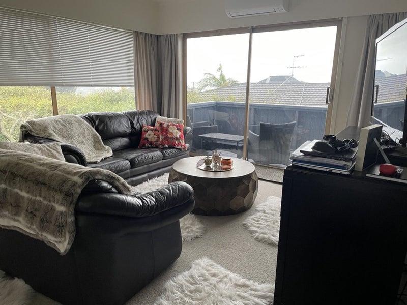 2/3 Rahopara Street, Castor Bay, Auckland - Carousel 2
