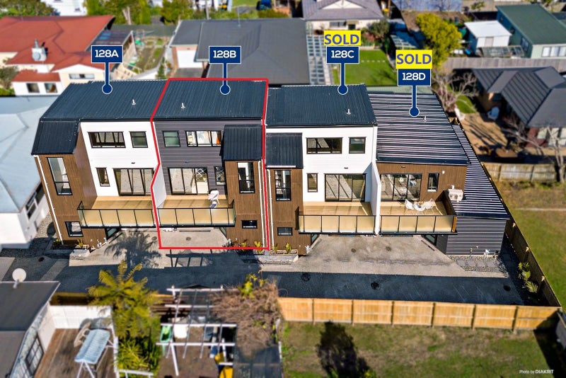 128B Forrest Hill Road, Forrest Hill, Auckland - Carousel 1