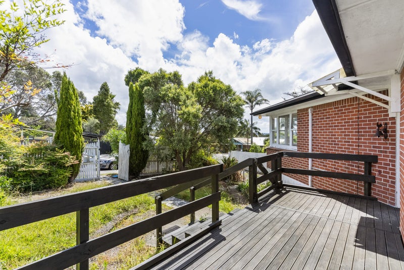 19 Willow Avenue, Birkenhead, Auckland - Carousel 2