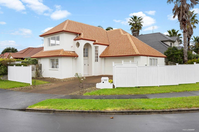 14 Cantora Avenue, Northpark, Auckland - Carousel 1