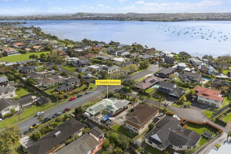7 Clyside Avenue, Half Moon Bay, Auckland - Carousel 21