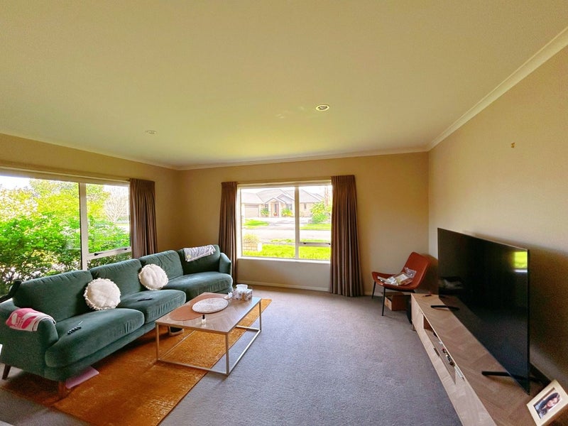 18 Bentley Rise, Flagstaff, Hamilton - Carousel 2