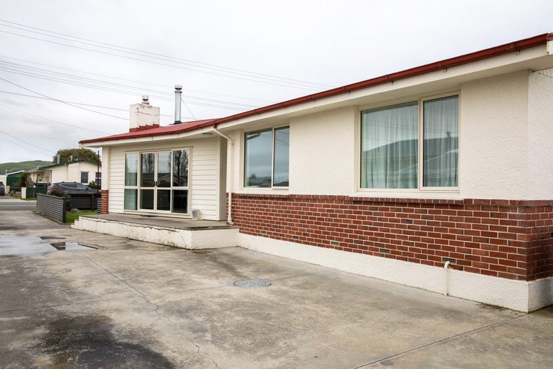 111 Robertson Street, Gore, Gore - Carousel 2