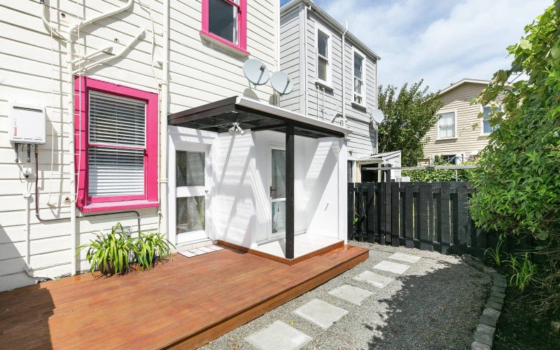 82 Tinakori Road, Thorndon, Wellington - Carousel 2
