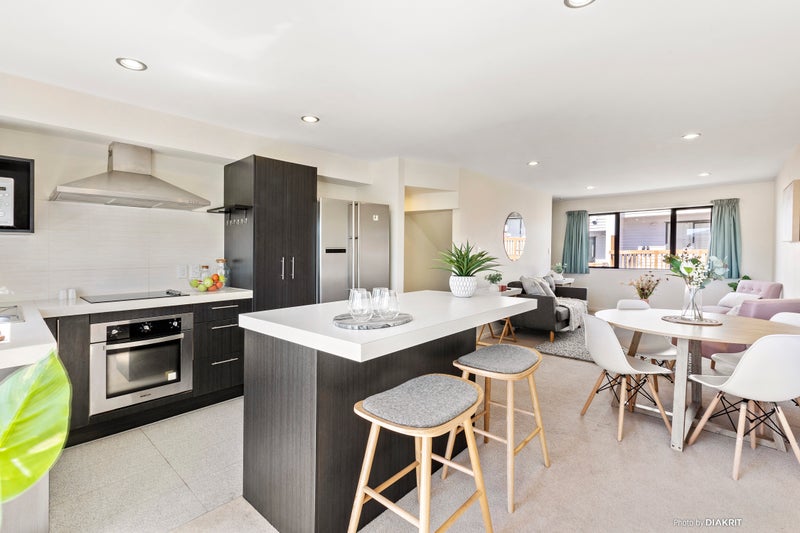 5/11 Gordon Place, Newtown, Wellington - Carousel 2