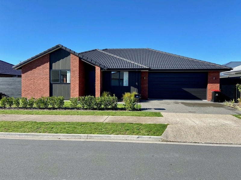 33 Taffe Crescent, Pyes Pa, Tauranga - Carousel 1