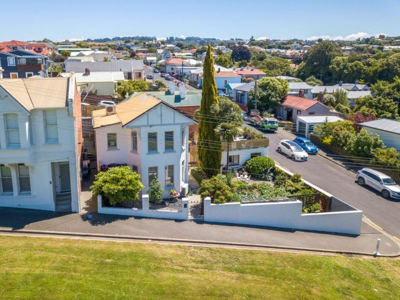 20 Parkhill Avenue, Mornington, Dunedin - Carousel 1
